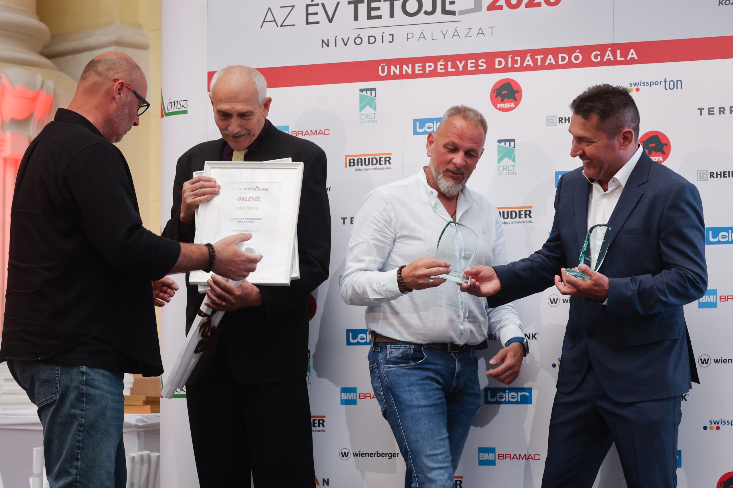 1044_ÉvTetőjeDíjátadó_260509_nnfoto_NNNA8324