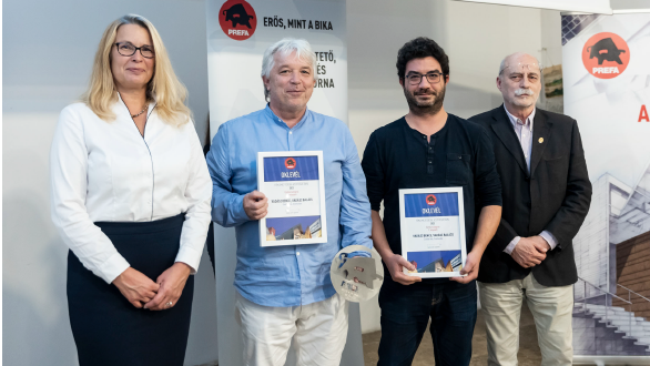 csm_montazsok_vadasz_bence_vadasz_balazs_csaladi_haz_szentendre_i.dij_csoportkep_402176c64e